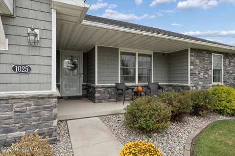 Tiny photo for 1025 Indian Ridge Drive, Bowling Green, OH 43402 (MLS # 10000481)