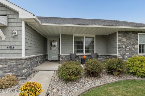 Tiny photo for 1025 Indian Ridge Drive, Bowling Green, OH 43402 (MLS # 10000481)