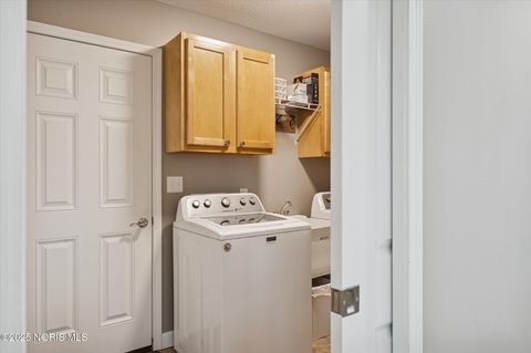 Tiny photo for 1025 Indian Ridge Drive, Bowling Green, OH 43402 (MLS # 10000481)