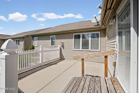 Tiny photo for 10101 S Shannon Hills Drive, Perrysburg, OH 43551 (MLS # 10006869)