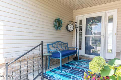 Tiny photo for 624 Meadowchase Lane, Toledo, OH 43615 (MLS # 10010392)