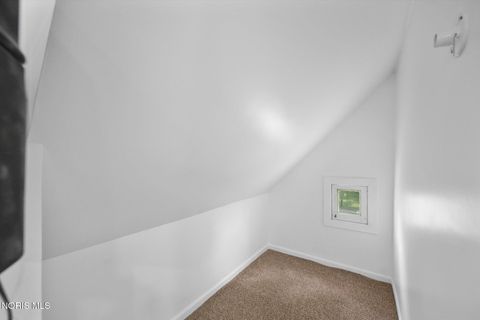 Tiny photo for 2042 Airline Avenue, Toledo, OH 43609 (MLS # 10008691)