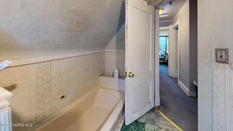 Tiny photo for 3220 Maher Street, Toledo, OH 43608 (MLS # 10003622)