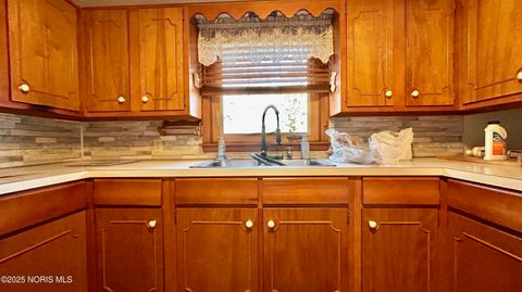 Tiny photo for 1067 College Avenue, Scott, OH 45886 (MLS # 10001074)