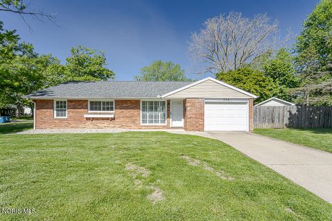 Photo of 339 Wilkshire Drive, Waterville, OH 43566 (MLS # 10007047)