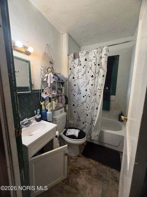 Tiny photo for 1740 Berdan Avenue, Toledo, OH 43613 (MLS # 10003298)