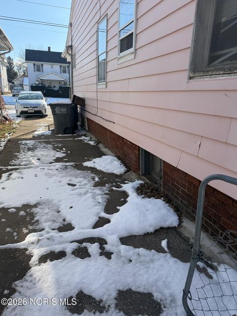 Tiny photo for 1740 Berdan Avenue, Toledo, OH 43613 (MLS # 10003298)