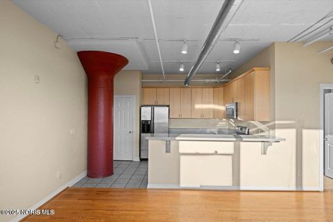 Tiny photo for 110 Ottawa Street #Apt 2f, Toledo, OH 43604 (MLS # 10002102)