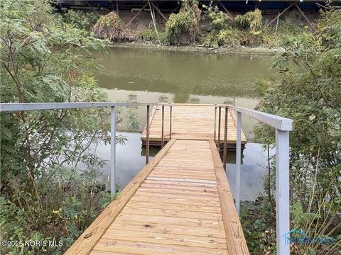 Tiny photo for 110 Ottawa Street #Apt 2f, Toledo, OH 43604 (MLS # 10002102)