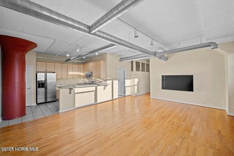 Tiny photo for 110 Ottawa Street #Apt 2f, Toledo, OH 43604 (MLS # 10002102)