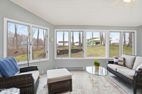 Tiny photo for 26334 Carrington Boulevard, Perrysburg, OH 43551 (MLS # 10005755)