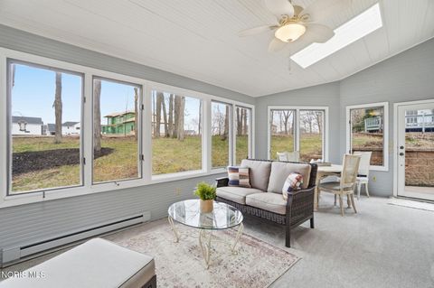 Tiny photo for 26334 Carrington Boulevard, Perrysburg, OH 43551 (MLS # 10005755)