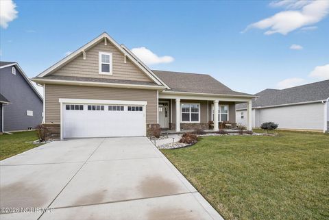 Tiny photo for 3915 Ten Mile Creek Drive, Sylvania, OH 43560 (MLS # 10002788)
