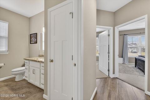 Tiny photo for 3915 Ten Mile Creek Drive, Sylvania, OH 43560 (MLS # 10002788)