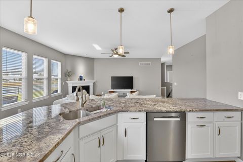 Tiny photo for 3915 Ten Mile Creek Drive, Sylvania, OH 43560 (MLS # 10002788)