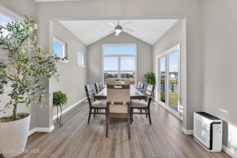 Tiny photo for 3915 Ten Mile Creek Drive, Sylvania, OH 43560 (MLS # 10002788)