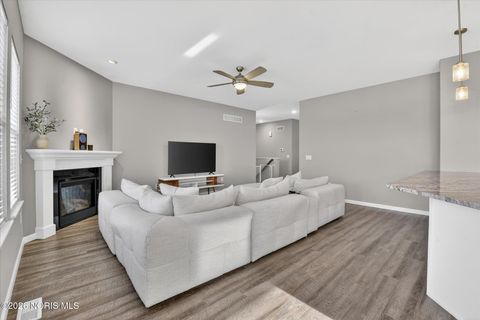 Tiny photo for 3915 Ten Mile Creek Drive, Sylvania, OH 43560 (MLS # 10002788)