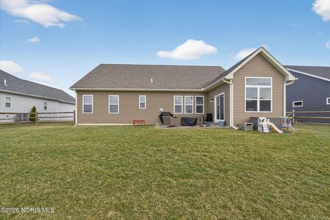 Tiny photo for 3915 Ten Mile Creek Drive, Sylvania, OH 43560 (MLS # 10002788)