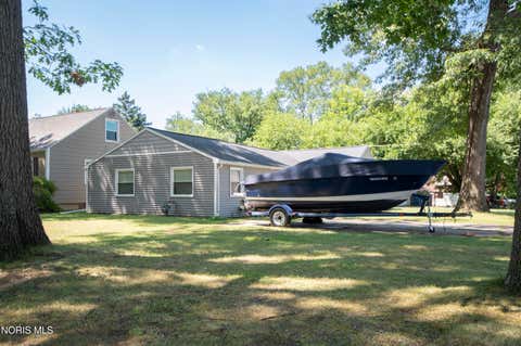 Tiny photo for 2337 Newport Avenue, Toledo, OH 43613 (MLS # 10011551)
