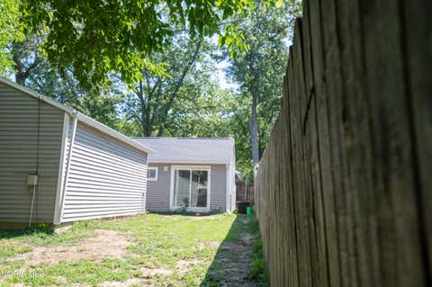 Tiny photo for 2337 Newport Avenue, Toledo, OH 43613 (MLS # 10011551)