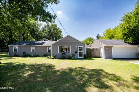 Tiny photo for 2337 Newport Avenue, Toledo, OH 43613 (MLS # 10011551)