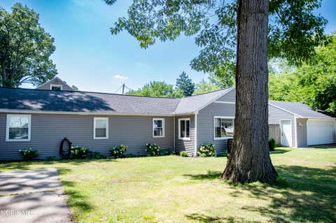 Tiny photo for 2337 Newport Avenue, Toledo, OH 43613 (MLS # 10011551)