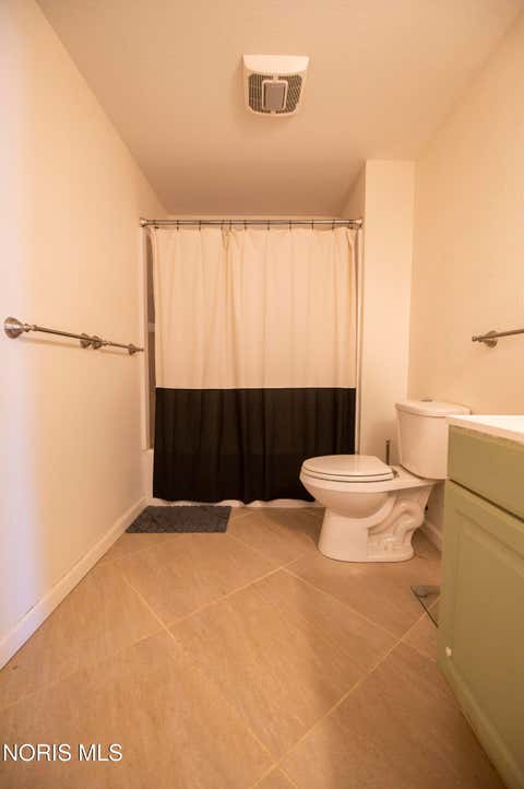 Tiny photo for 2337 Newport Avenue, Toledo, OH 43613 (MLS # 10011551)