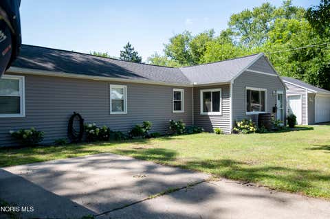 Tiny photo for 2337 Newport Avenue, Toledo, OH 43613 (MLS # 10011551)