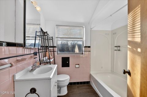 Tiny photo for 3935 Grantley Road, Toledo, OH 43613 (MLS # 10004102)