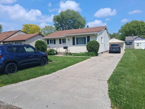 Tiny photo for 1906 Newport Avenue, Toledo, OH 43613 (MLS # 10007877)