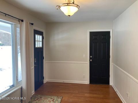 Tiny photo for 4327 Glann Road, Toledo, OH 43607 (MLS # 10003270)