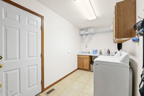 Tiny photo for 8937 Sycamore Trail, Sylvania, OH 43560 (MLS # 10011117)