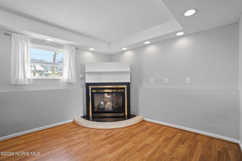 Tiny photo for 6176 Herst Road, Toledo, OH 43613 (MLS # 10003791)