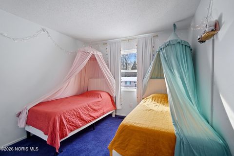 Tiny photo for 6176 Herst Road, Toledo, OH 43613 (MLS # 10003791)