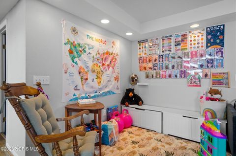 Tiny photo for 6176 Herst Road, Toledo, OH 43613 (MLS # 10003791)