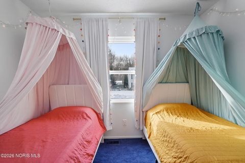 Tiny photo for 6176 Herst Road, Toledo, OH 43613 (MLS # 10003791)