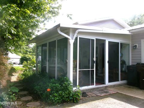 Tiny photo for 111 Carlings Avenue, Ottawa, OH 45875 (MLS # 10009287)