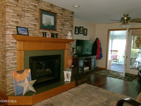 Tiny photo for 111 Carlings Avenue, Ottawa, OH 45875 (MLS # 10009287)