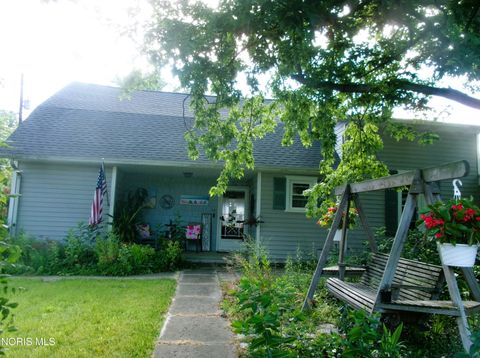 Tiny photo for 111 Carlings Avenue, Ottawa, OH 45875 (MLS # 10009287)