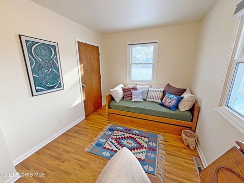 Tiny photo for 408 S Prospect Street, Bowling Green, OH 43402 (MLS # 10003815)