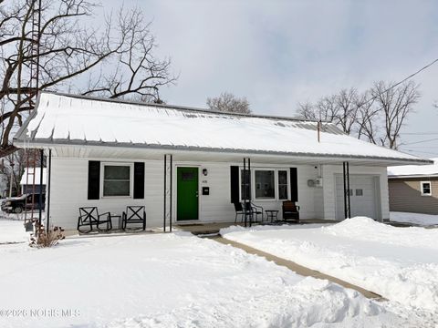 Tiny photo for 408 S Prospect Street, Bowling Green, OH 43402 (MLS # 10003815)