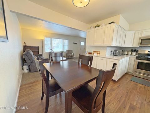 Tiny photo for 408 S Prospect Street, Bowling Green, OH 43402 (MLS # 10003815)