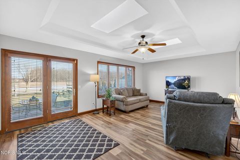 Tiny photo for 838 Dolly Drive, Bowling Green, OH 43402 (MLS # 10004593)