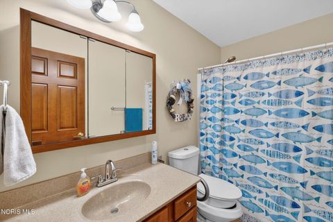Tiny photo for 838 Dolly Drive, Bowling Green, OH 43402 (MLS # 10004593)