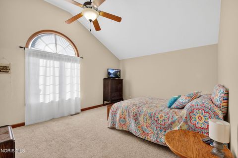 Tiny photo for 838 Dolly Drive, Bowling Green, OH 43402 (MLS # 10004593)