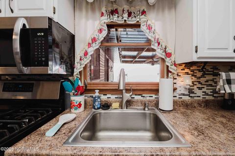 Tiny photo for 1100 Stall Drive, Findlay, OH 45840 (MLS # 10003684)