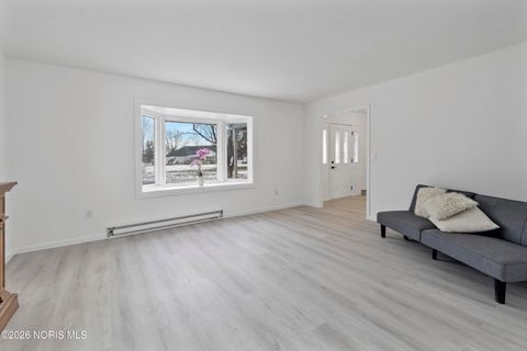 Tiny photo for 14590 Liberty Hi Road, Bowling Green, OH 43402 (MLS # 10004909)