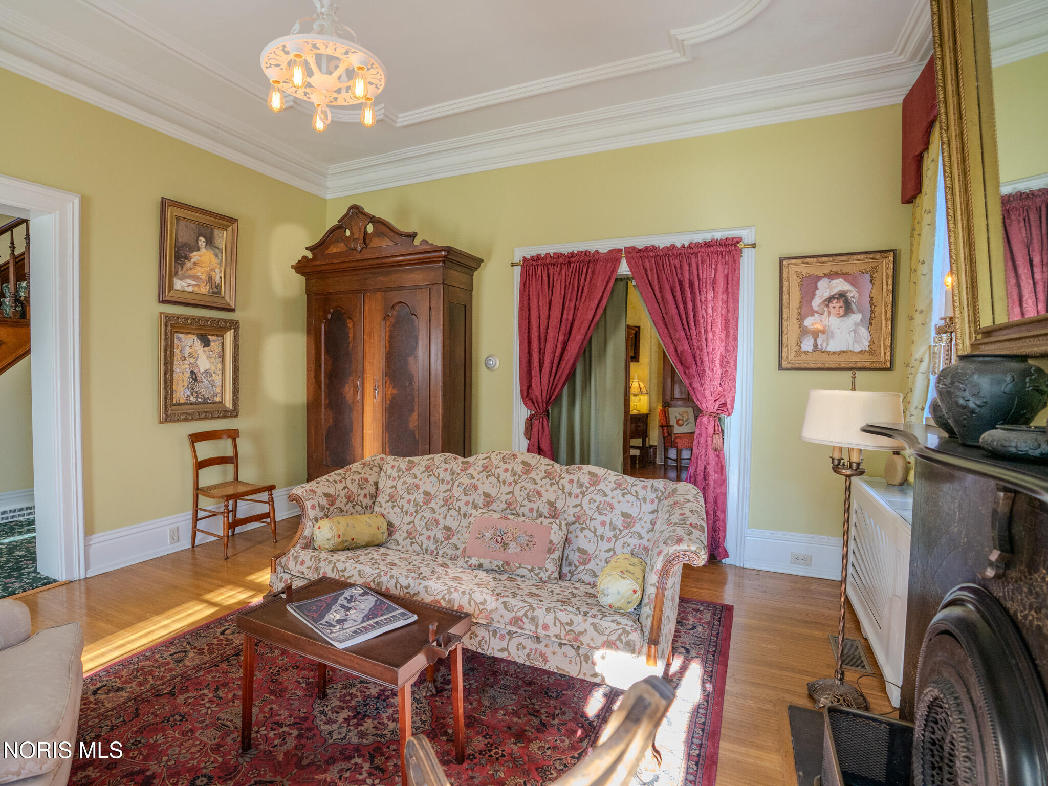 134 S 8th Street