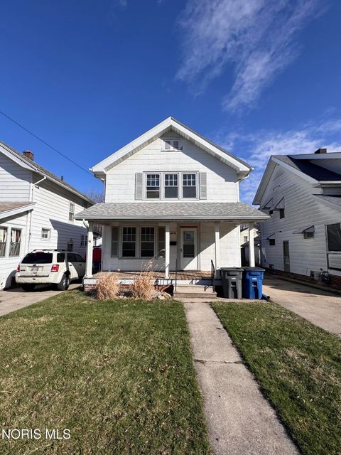 Photo of 610 Dryden Drive, Toledo, OH 43612 (MLS # 10004968)
