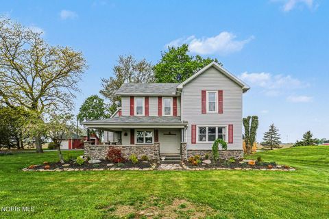 Photo of 20645 Carter Road, Bowling Green, OH 43402 (MLS # 10006873)